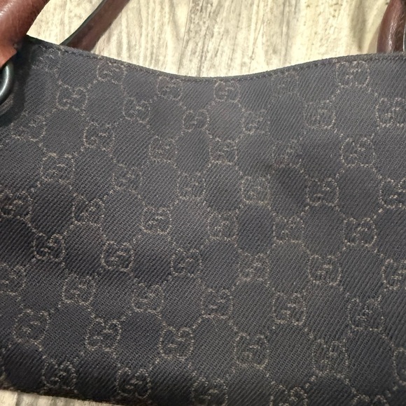 Excellent used condition Gucci monogram horse-bit shoulder bag black and brown - Picture 2 of 15